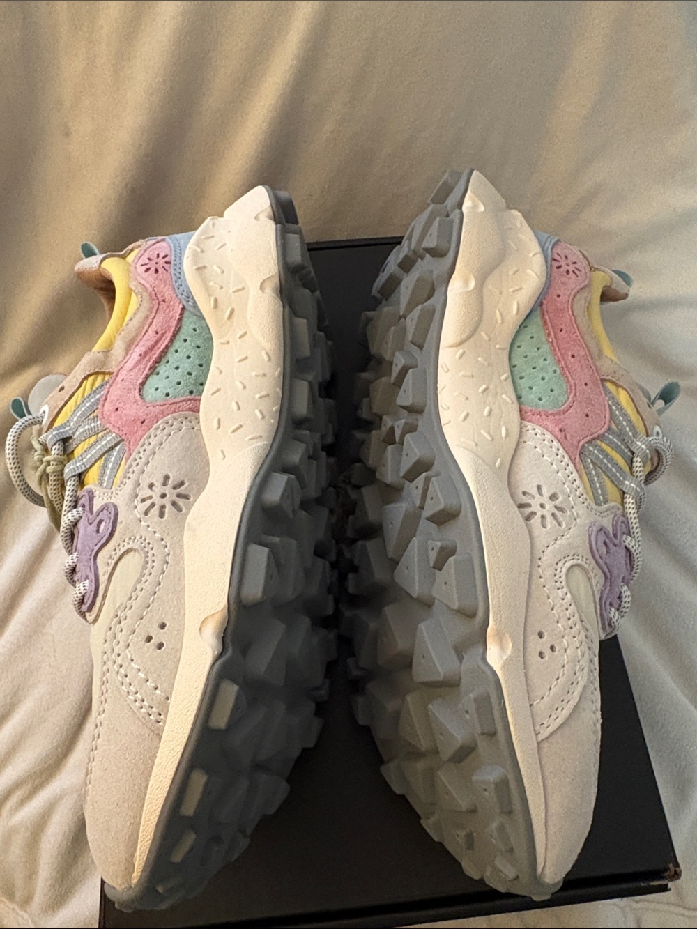 NWT Flower Mountain YAMANO 3 WOMAN Suede and technical fabric sneakers BeigeGrey - Picture 13 of 15